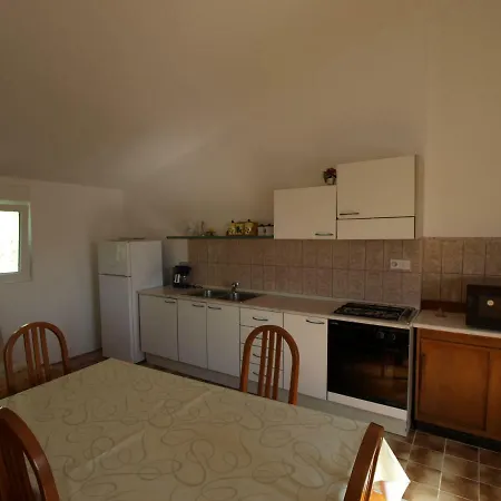 Apartment Biserka